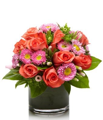 Flower arangement in glass