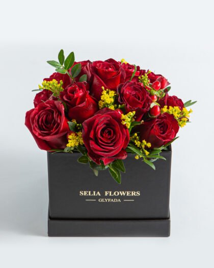 Box with red roses